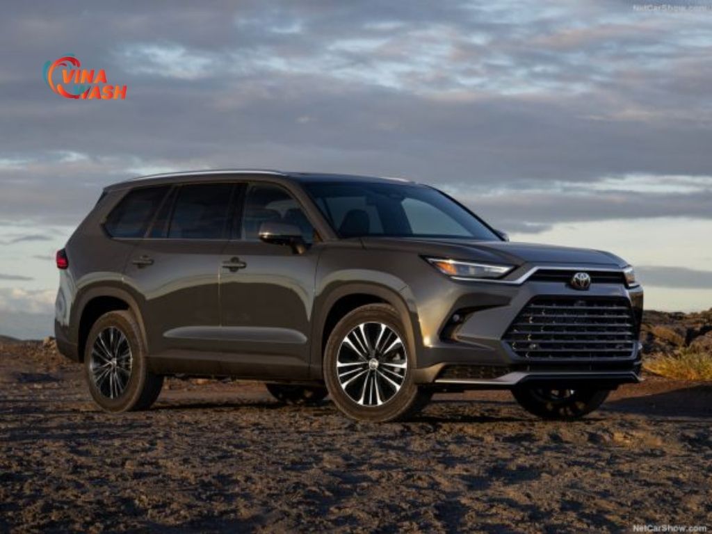 Bạn sẽ bất ngờ khi biết lý do Toyota Highlander 2025 lại được săn đón đến vậy tại Việt Nam