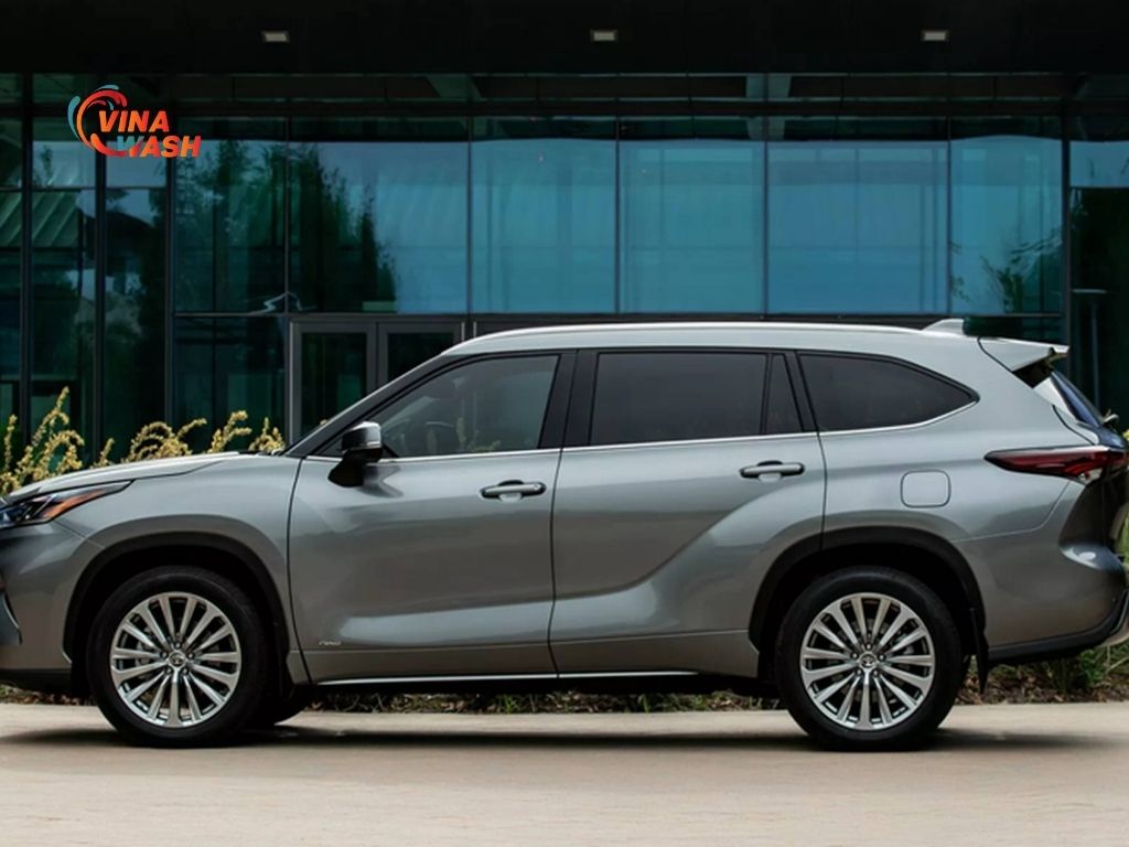 Thân xe Toyota Highlander