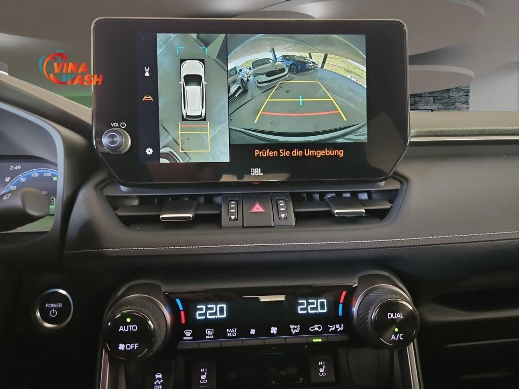 Toyota RAV4 2025 mang lại trải nghiệm đầy đủ với loạt trang bị tiên nghi
