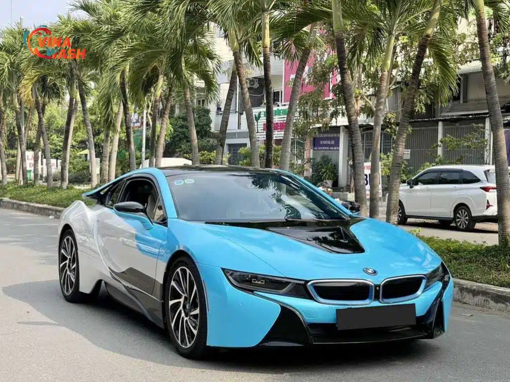 Chiếc BMW của Phan Thành 