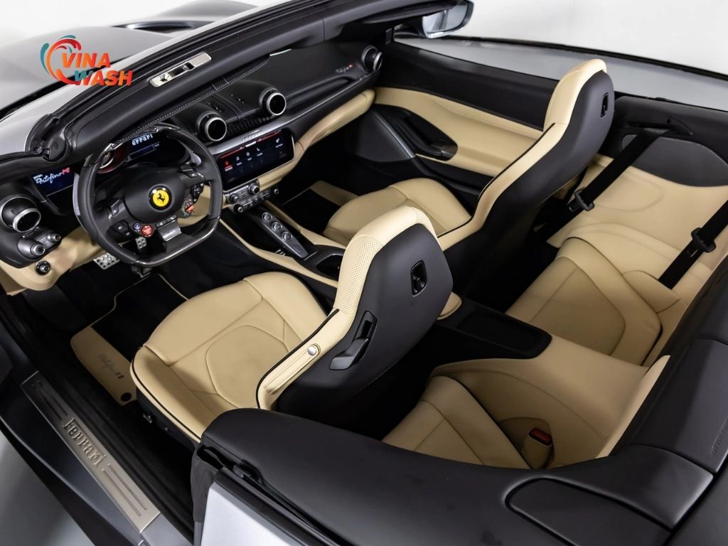 Thiết kế nội thất Ferrari Portfino