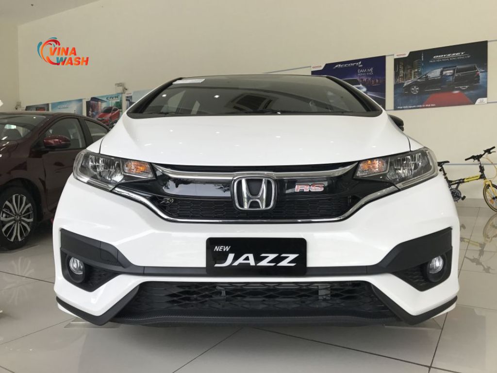 Thiết kế đầu xe của Honda jazz