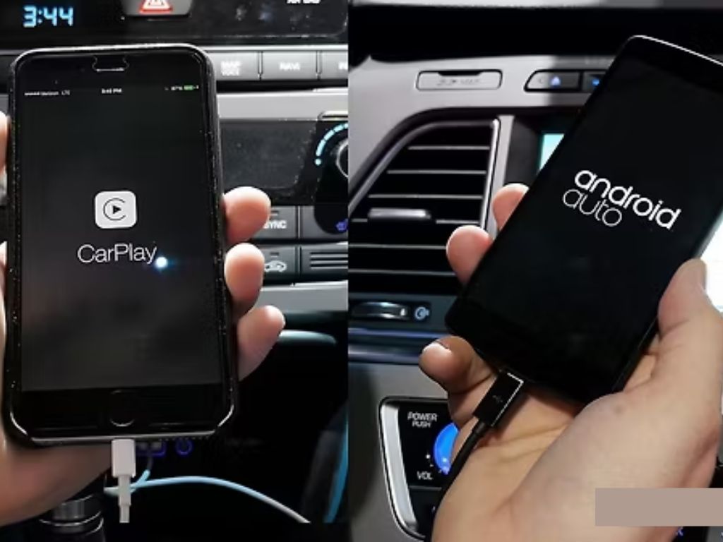 So sánh kết nối Android Auto và Apple CarPlay trên điện thoại khi dùng trong ô tô.
