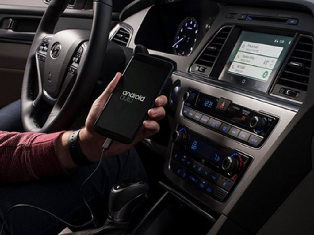 Kết nối Android Auto bằng dây cáp với màn hình ô tô Hyundai Sonata