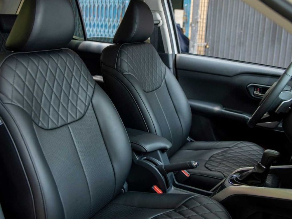 Bọc ghế da ô tô thật