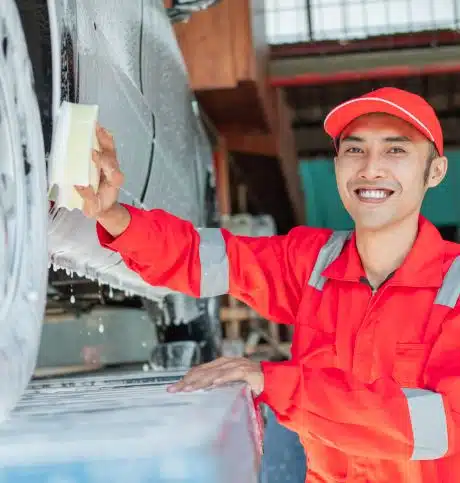Dịch vụ rửa xe ô tô tại VinaWash