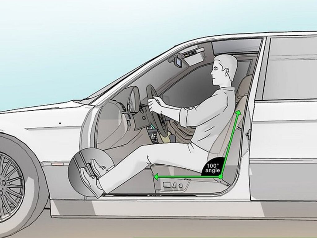 sử dụng ghế chỉnh điện ô tô, đảm bảo an toàn và giảm mỏi.