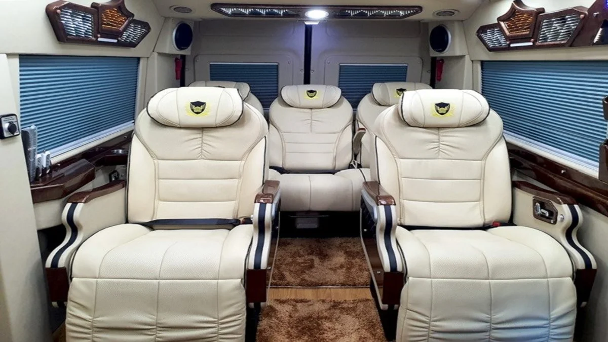 Ghế thương gia xe Limousine 7 chỗ