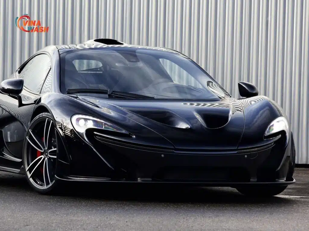 Thiết kế đầu xe của McLaren P1