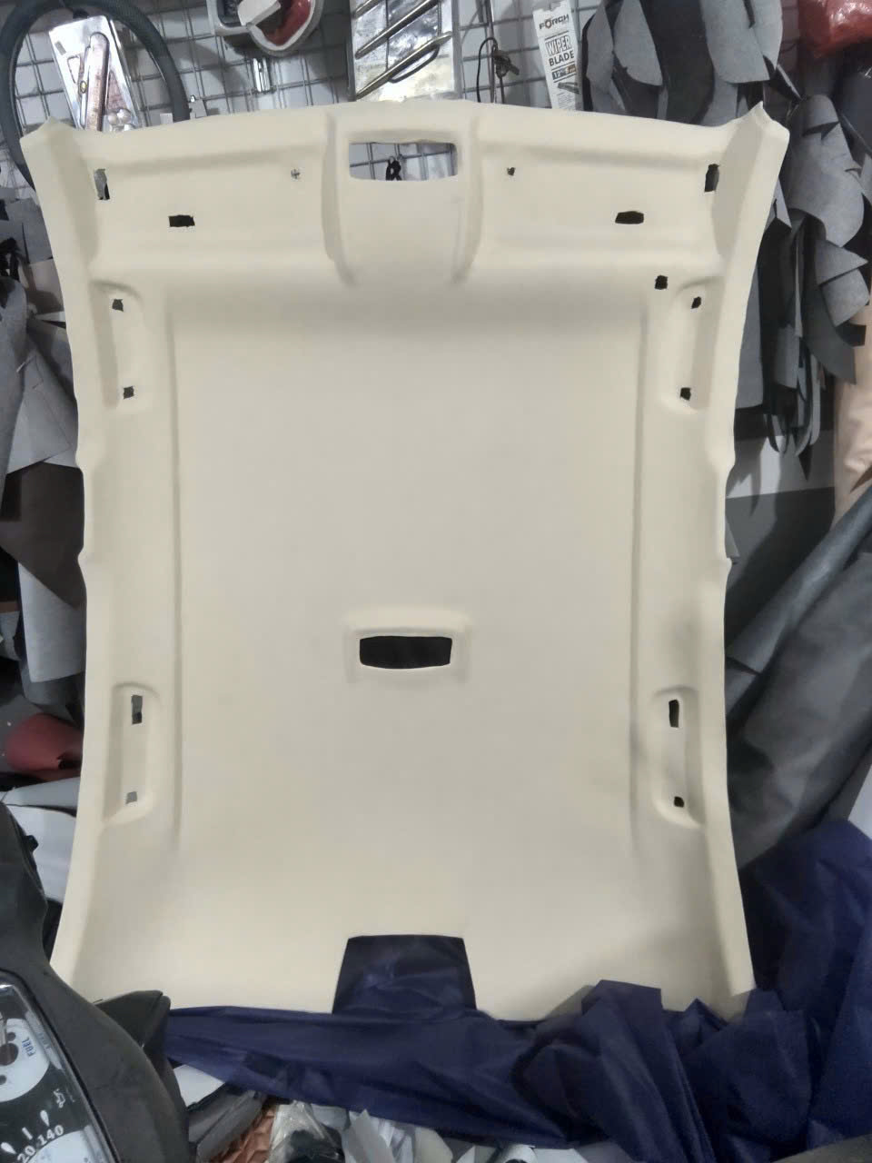 Bọc trần da lộn màu kem tại VinaWash TPHCM