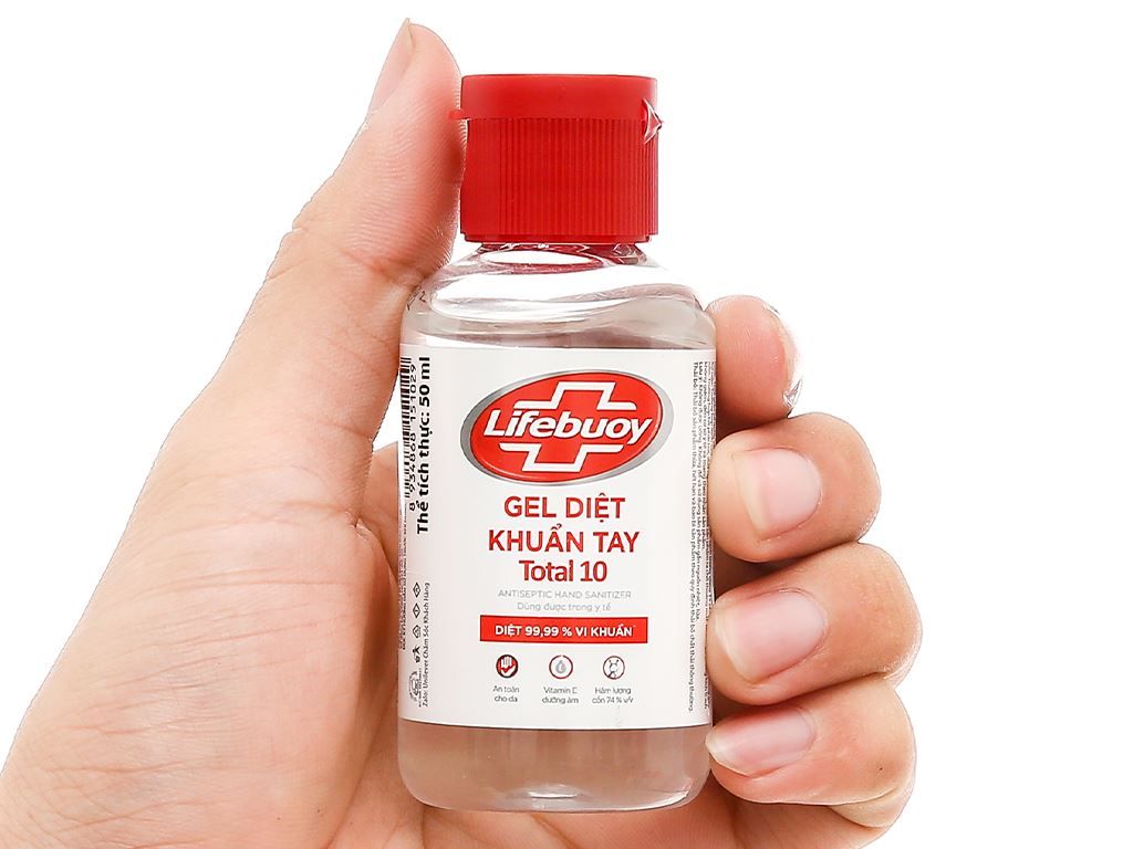 Gel Lifebuoy diệt khuẩn có thể hỗ trợ tẩy nhựa cây trên xe ô tô.
