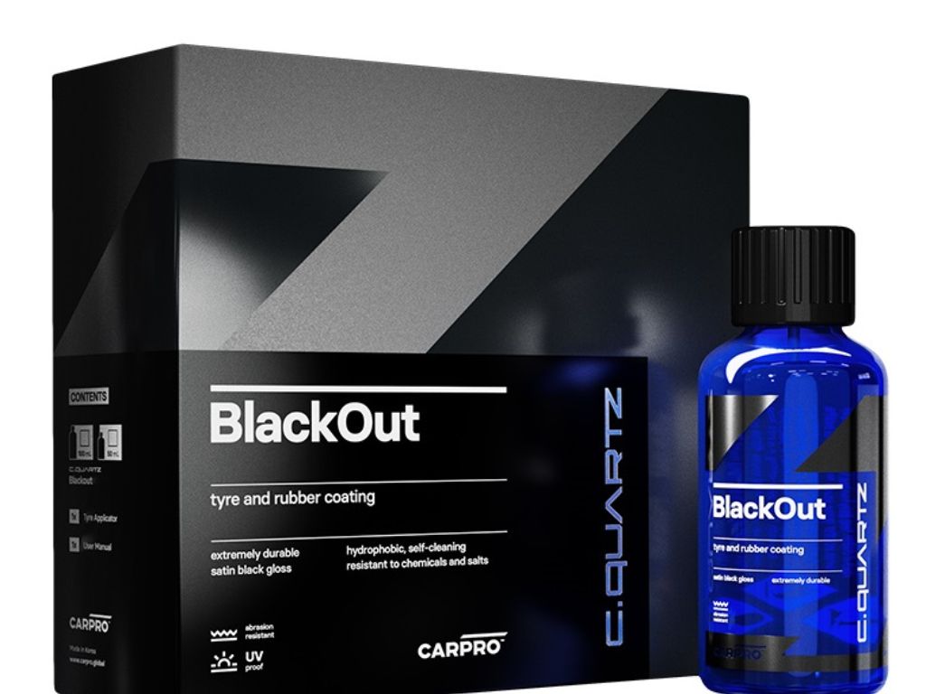 Sản phẩm BlackOut dùng trong quy trình phủ ceramic xe máy giúp tăng độ bền và đen bóng.